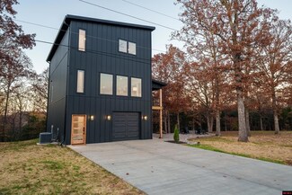 1516 Kingswood Blvd, Mountain Home, AR 72653