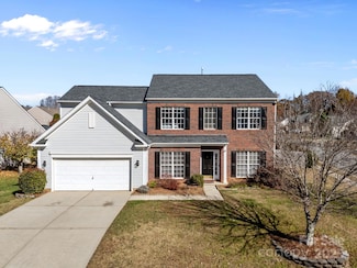 186 Golden Valley Dr, Mooresville, NC 28115