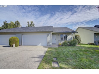 712 SE 5th Way Unit E12, Battle Ground, WA 98604
