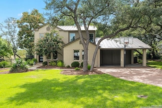 104 Arrowhead Ln, Boerne, TX 78006