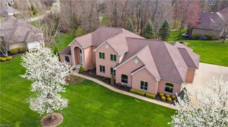 5681 Foxchase Path, Clinton, OH 44216