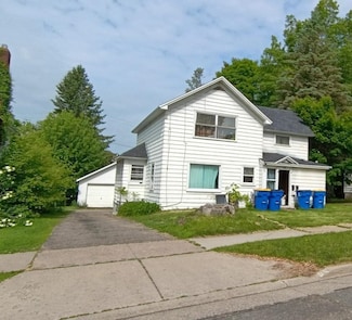 212 N Prospect St, Merrill, WI 54452