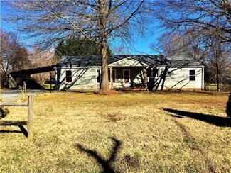 211 Stedman St, Winston Salem, NC 27101
