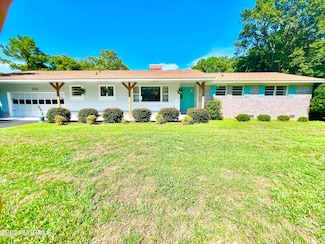 350 S Belvedere Dr, Hampstead, NC 28443
