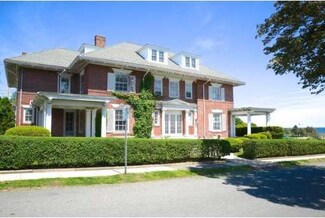 32 Deer Cove St, Lynn, MA 01902