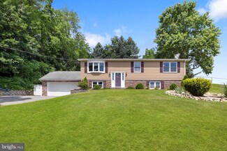 885 Bairs Rd, York, PA 17408