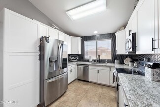 30615 N Maple Chase Dr, San Tan Valley, AZ 85143