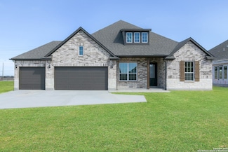 174 Katie Ct, Castroville, TX 78253