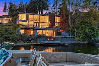 7226 N Mercer Way, Mercer Island, WA 98040