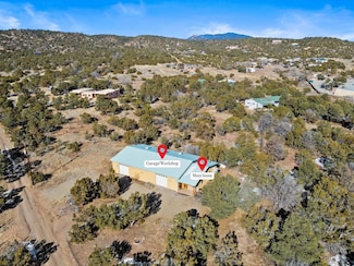 4 Red Hills Ln, Santa Fe, NM 87505