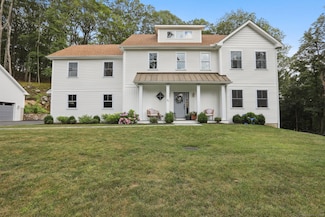 34 Hickory Ln, Ridgefield, CT 06877