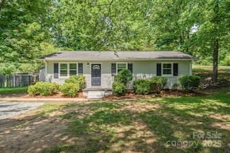 3724 Patricia Dr NW, Concord, NC 28027