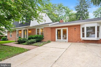 12622 Laurie Dr, Silver Spring, MD 20904