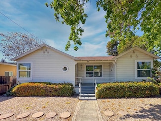 35 Berkshire Ave, Redwood City, CA 94063