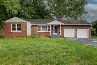 2344 E Manchester St, Springfield, MO 65804