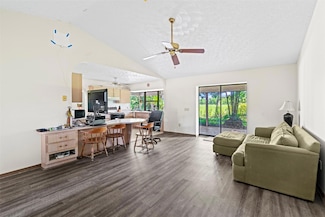 2001 SW Driftwood St, Port Saint Lucie, FL 34953
