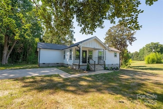 116 Hornets Nest Ct, Bessemer City, NC 28016