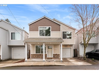 11938 SE Market St Unit 3, Portland, OR 97216