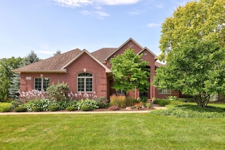 168 Kingsbrook Dr, Frankenmuth, MI 48734