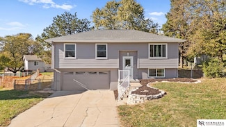 4210 N 130th Cir, Omaha, NE 68164