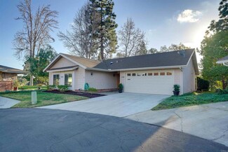 1128 La Casa Ln, San Marcos, CA 92078