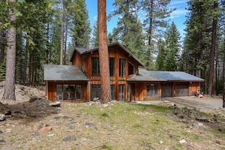 9936 Sniktaw Ln, Fort Jones, CA 96032