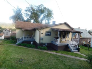 3426 Trumbull St, Bellaire, OH 43906
