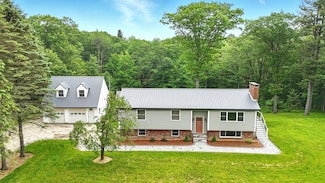531 Old Rd N, Worthington, MA 01098