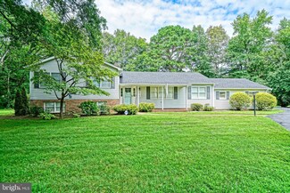 914 Midway Ln, Seaford, DE 19973