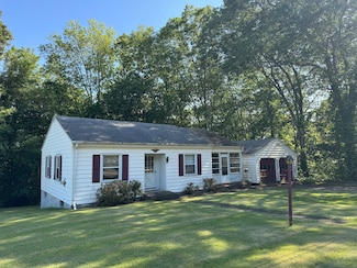 36 Cedar Ln, Uncasville, CT 06382