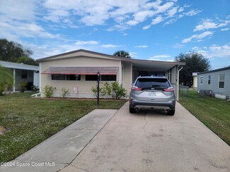 1304 Barefoot Cir, Sebastian, FL 32976