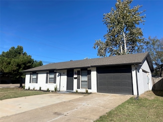 802 Las Palmas Dr, Grand Prairie, TX 75052