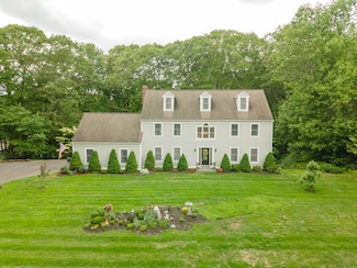6 Jeremy Dr, East Lyme, CT 06333