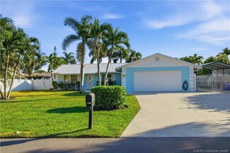 8884 SE Sandcastle Cir, Hobe Sound, FL 33455