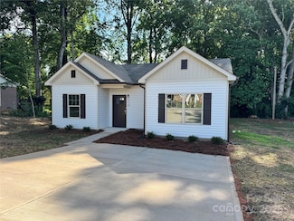 219 Pine St, Rockwell, NC 28138
