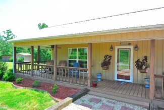 640 Dutton Hill Rd, Jasper, AL 35501