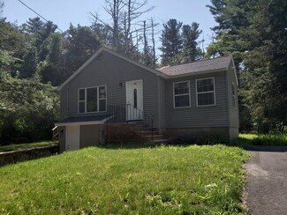228 Lawrence Rd, Salem, NH 03079