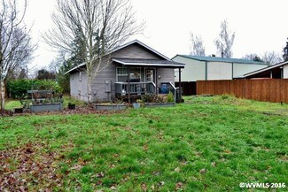 125 6th St, Dayton, OR 97114