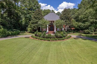 203 Liveoak Trail, Dothan, AL 36305