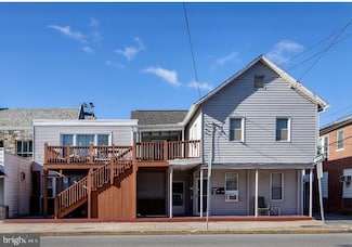 221 S 3rd St, Lemoyne, PA 17043