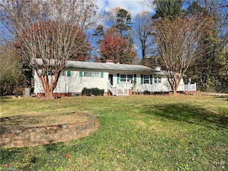 126 Mayfair Dr, Winston Salem, NC 27105