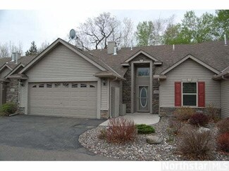 29519 Mentzer Ct, Lindstrom, MN 55045