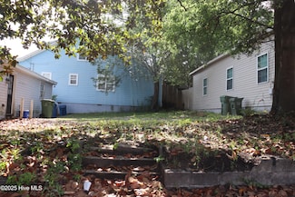 703 N 11th St, Wilmington, NC 28401