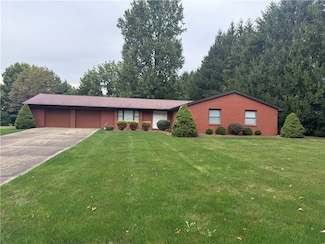120 Mountain Laurel Dr, Butler, PA 16002