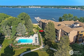 440 N Main St Unit E103A, Wauconda, IL 60084