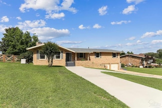 8870 Thunderbird Dr, Pensacola, FL 32514