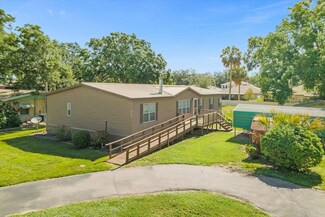 10410 Gloria St, Gibsonton, FL 33534
