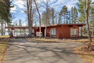 5174 Park Point Dr NW, Hackensack, MN 56452