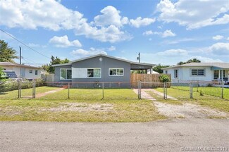 6436 Mayo St, Hollywood, FL 33023