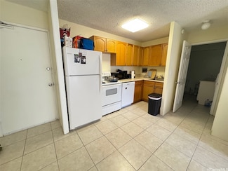 2115 Ala Wai Blvd Unit 502, Honolulu, HI 96815